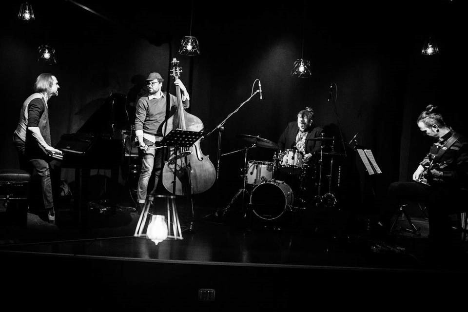 Kwartet Piotra Rachonia podczas koncertu na scenie w Światowidzie