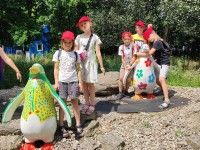 Odwiedzamy w ZOO zwierzeta z różnych kontynentów