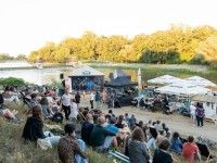 OpatoVice Beach Bar